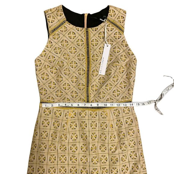 Adelyn Rae Lace Short Dress Size S - Picture 4 of 7